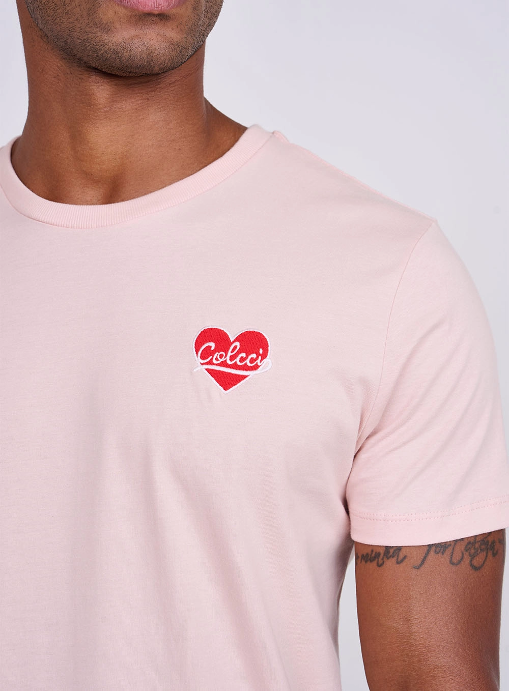 Camiseta Slim Colcci Lovers Rosa