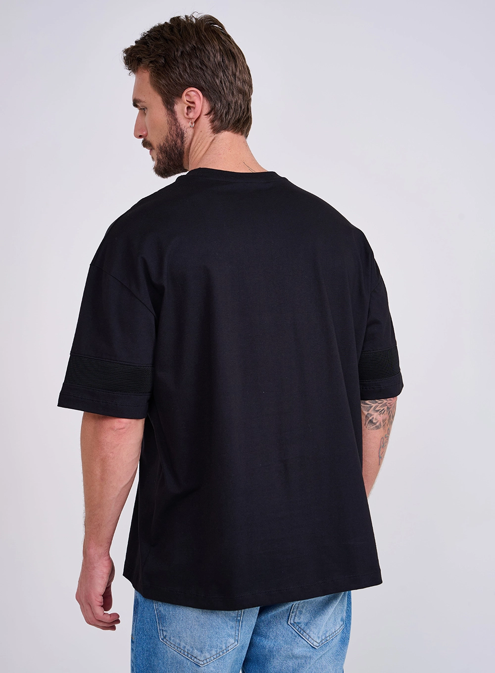 Camiseta Box New Com Logo Em Bordado Preto