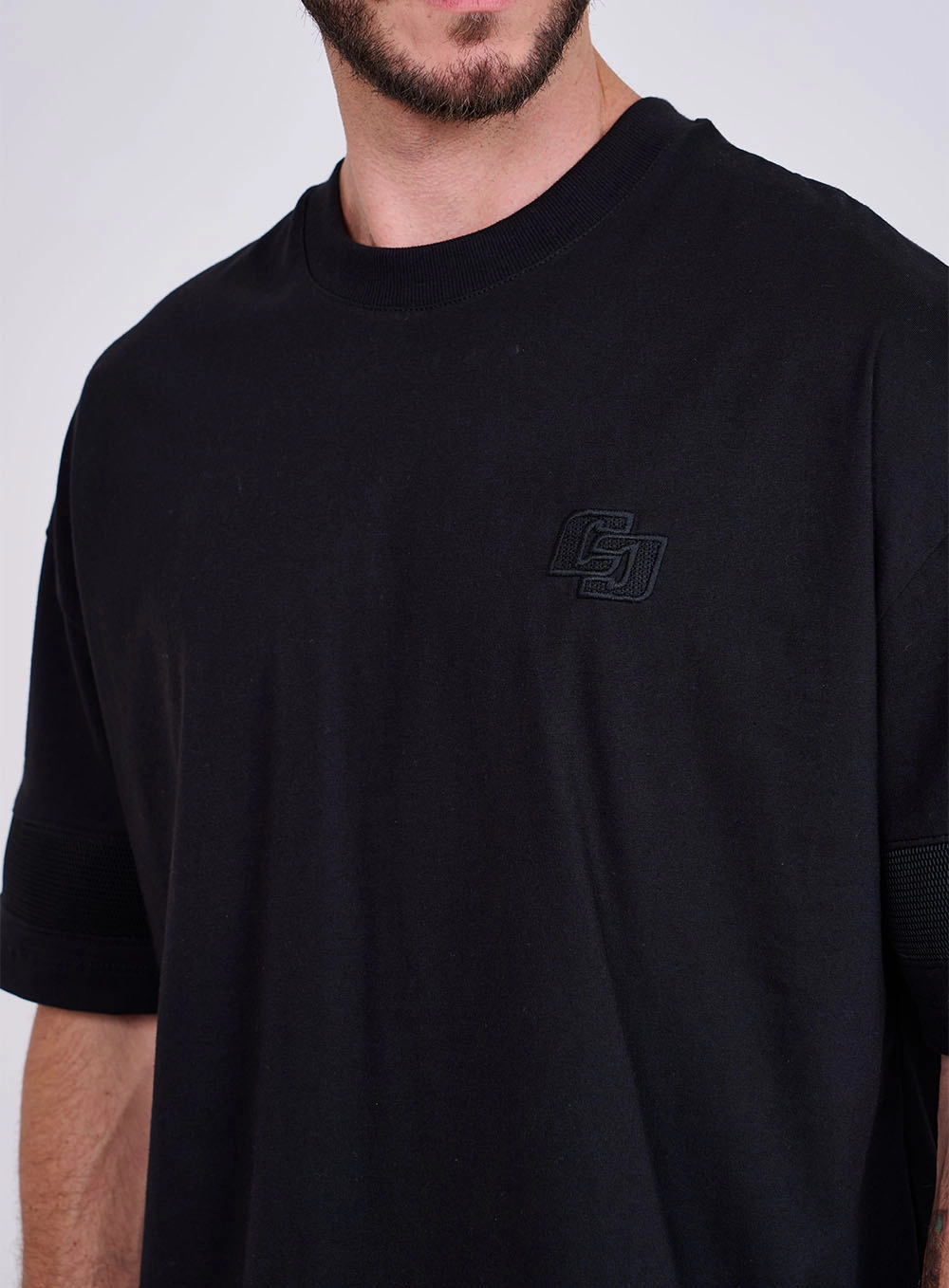 Camiseta Box New Com Logo Em Bordado Preto