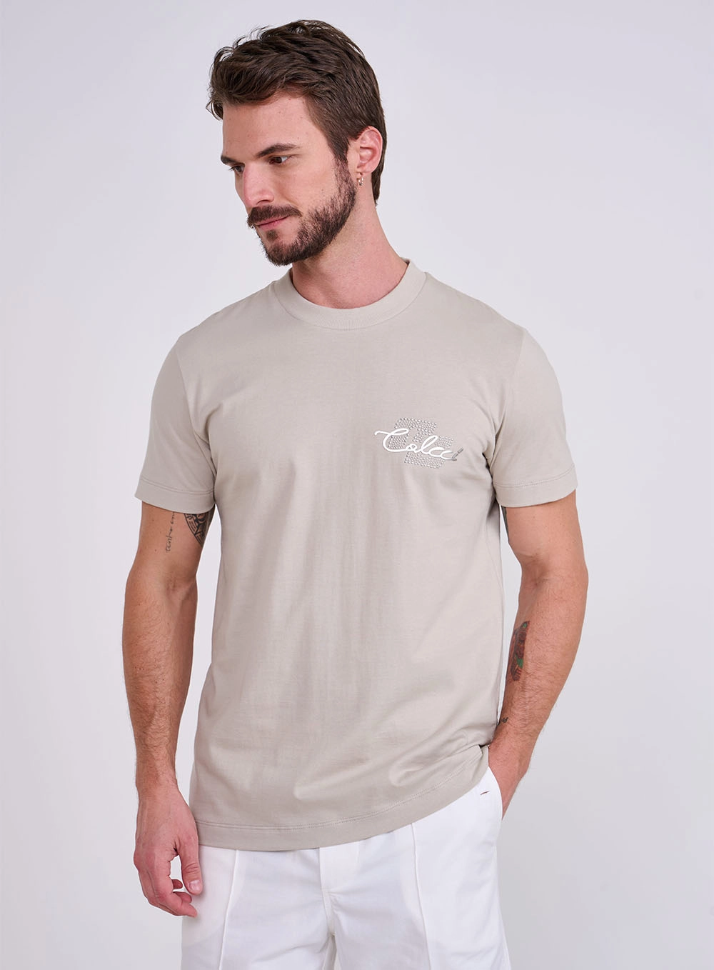 Camiseta Slim Com Aplicação Bege Esquilo