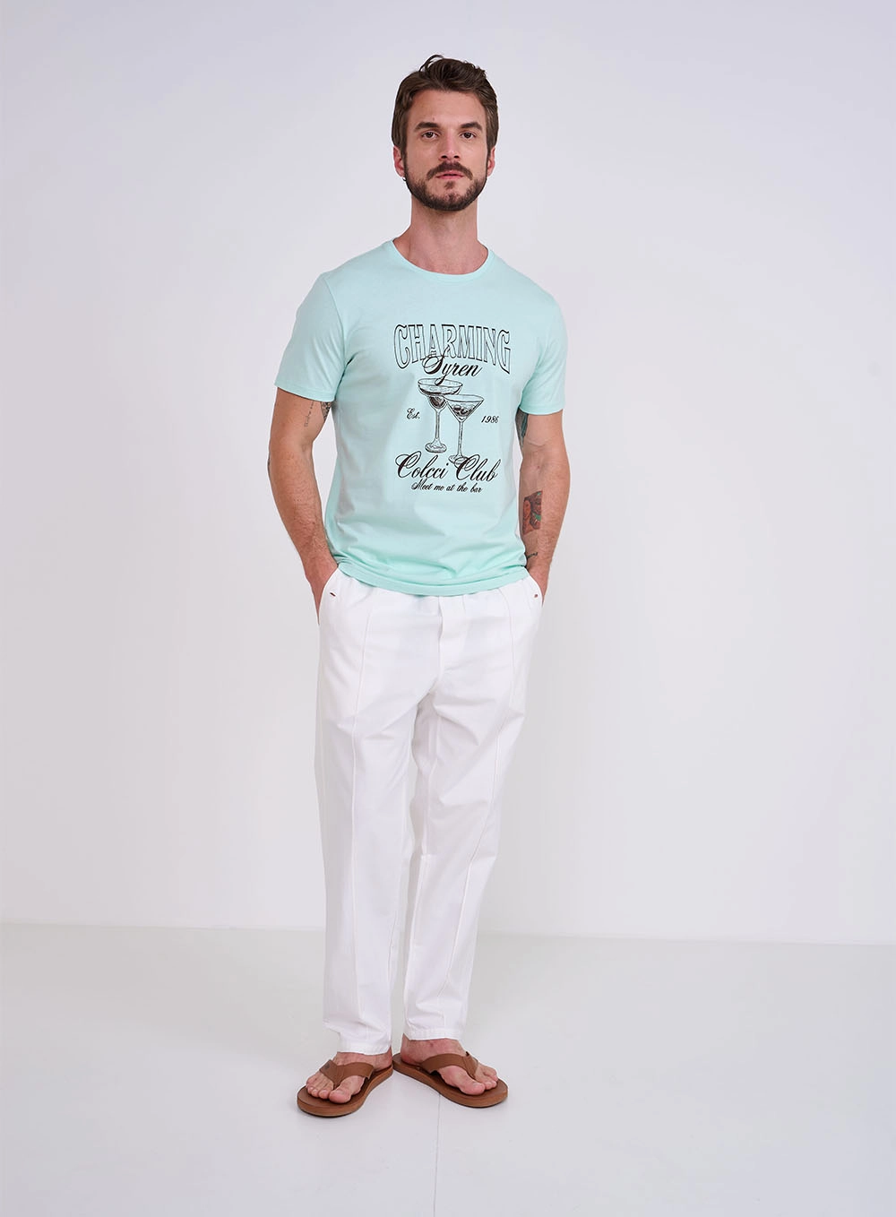 Camiseta Slim Com Estampa Frontal Verde