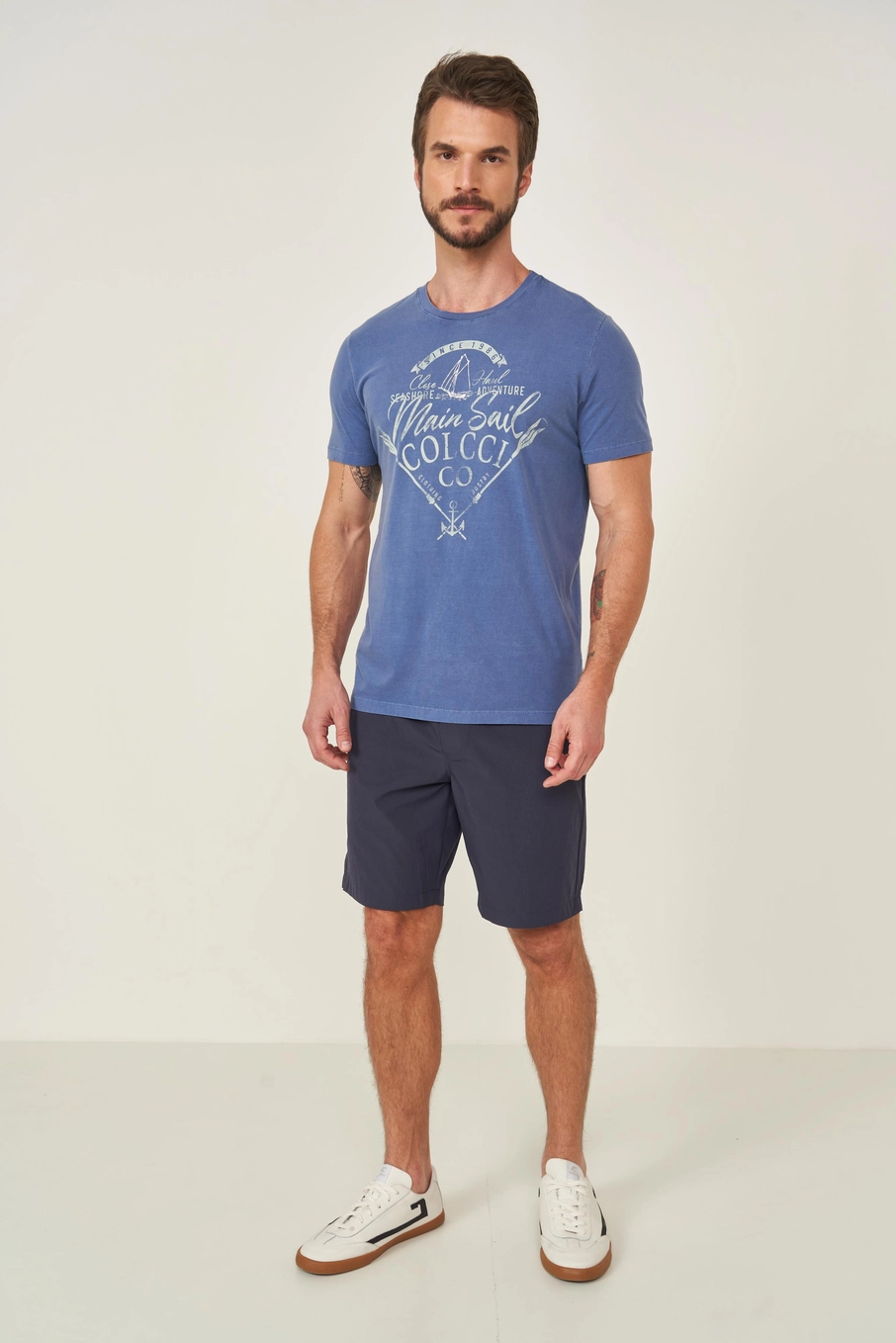 Camiseta Masculina Com Estampa Frontal Azul