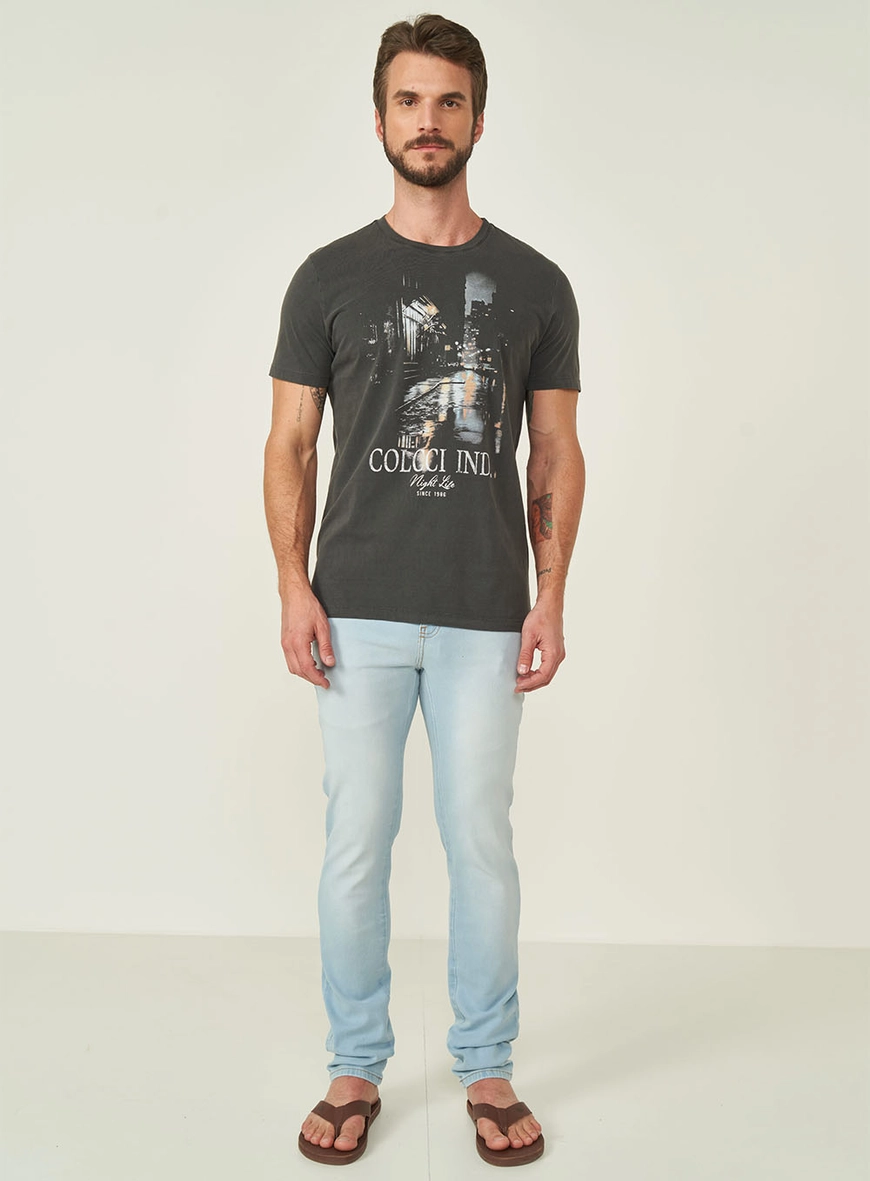 Camiseta Slim Manga Curta Estampada