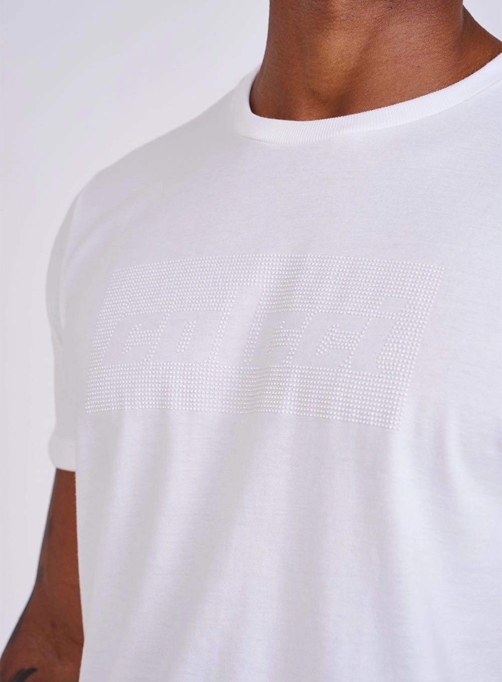 Camiseta Slim Masculina Off Shell