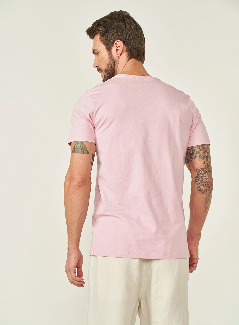 Camiseta Slim Com Estampa Rosa