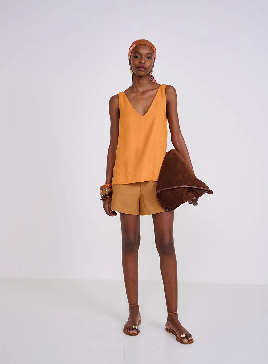 Blusa Comfort Com Fenda Na Barra