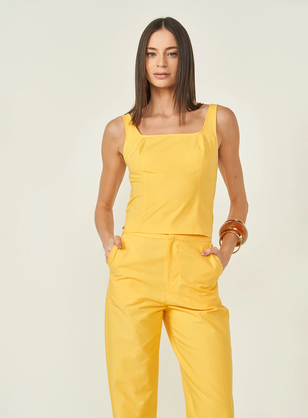 Blusa Comfort Costas Em Lastex Amarelo