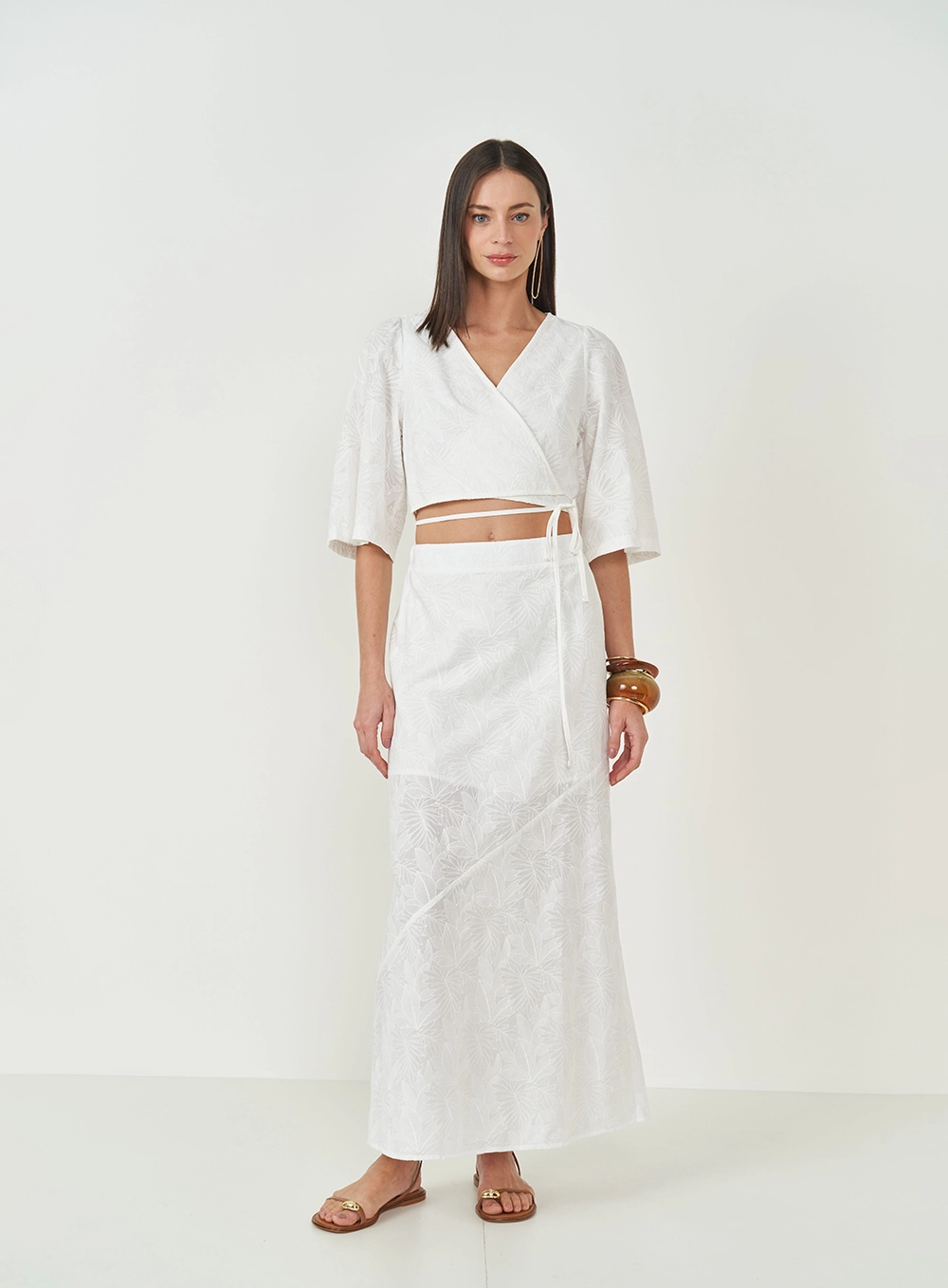 Blusa Cropped Transpassada Com Amarração Off Shell
