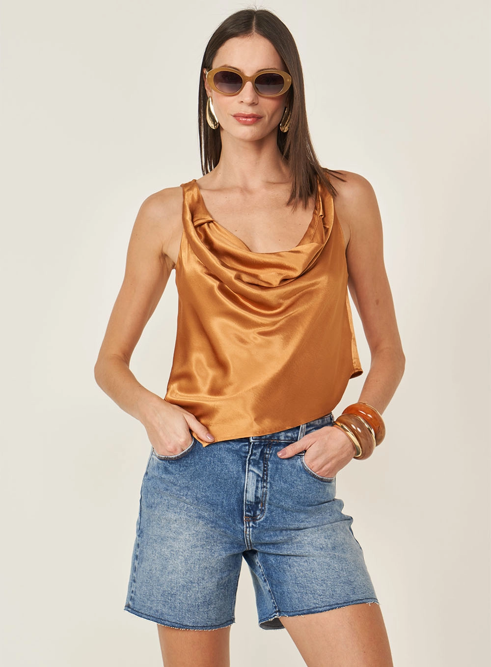 Blusa Degagê Acetinada Bege