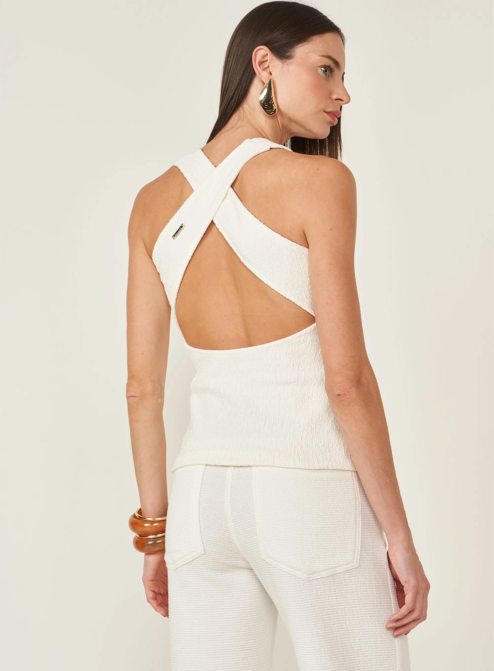 Blusa Slim Com Transpasse Costas Off Shell