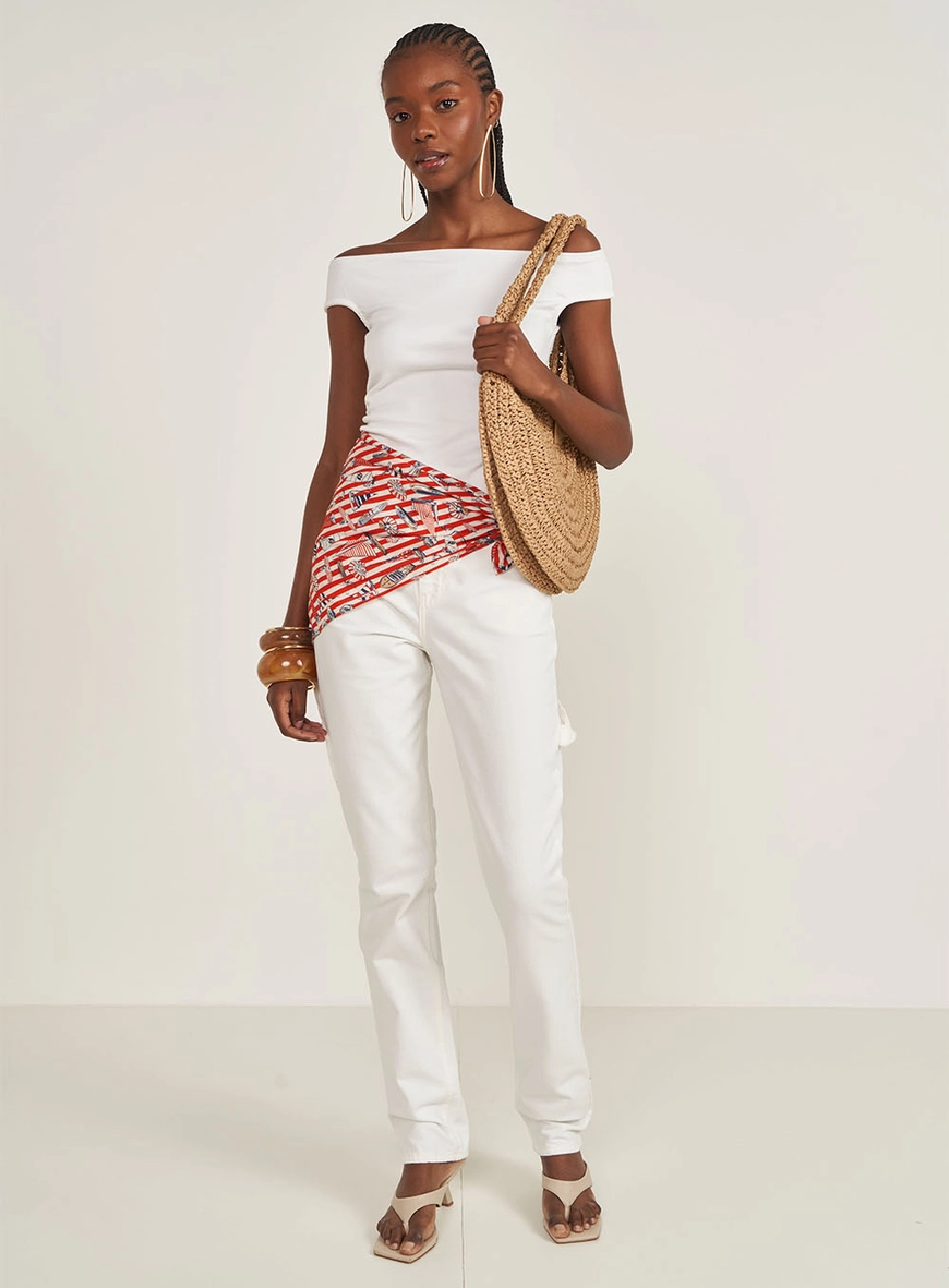 Blusa Slim Ombro A Ombro Com Franzido Lateral