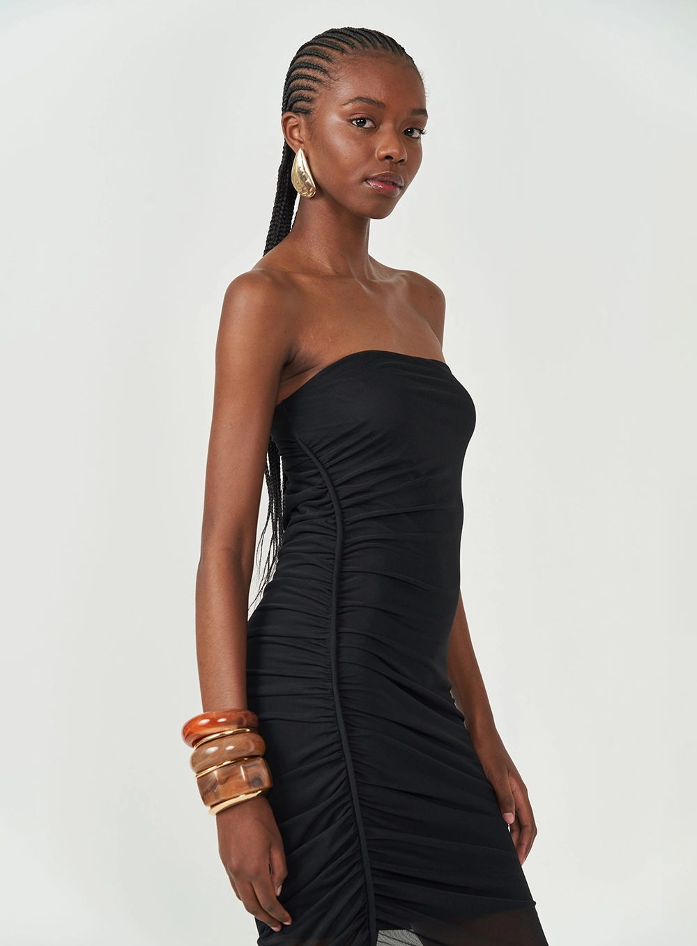 Vestido Em Tule Com Franzido Lateral Preto