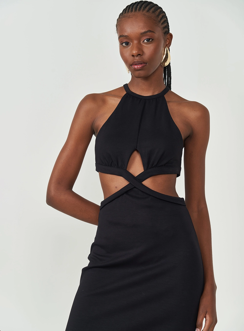 Vestido Midi Slim Com Recortes Acinturados Preto