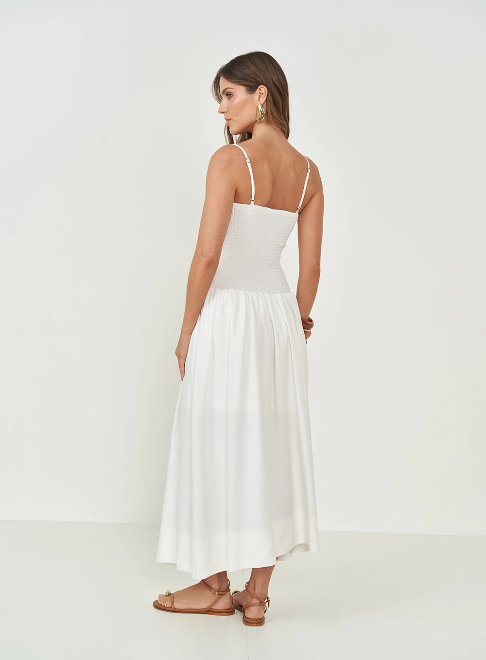 Vestido Midi Acinturado Off Shell