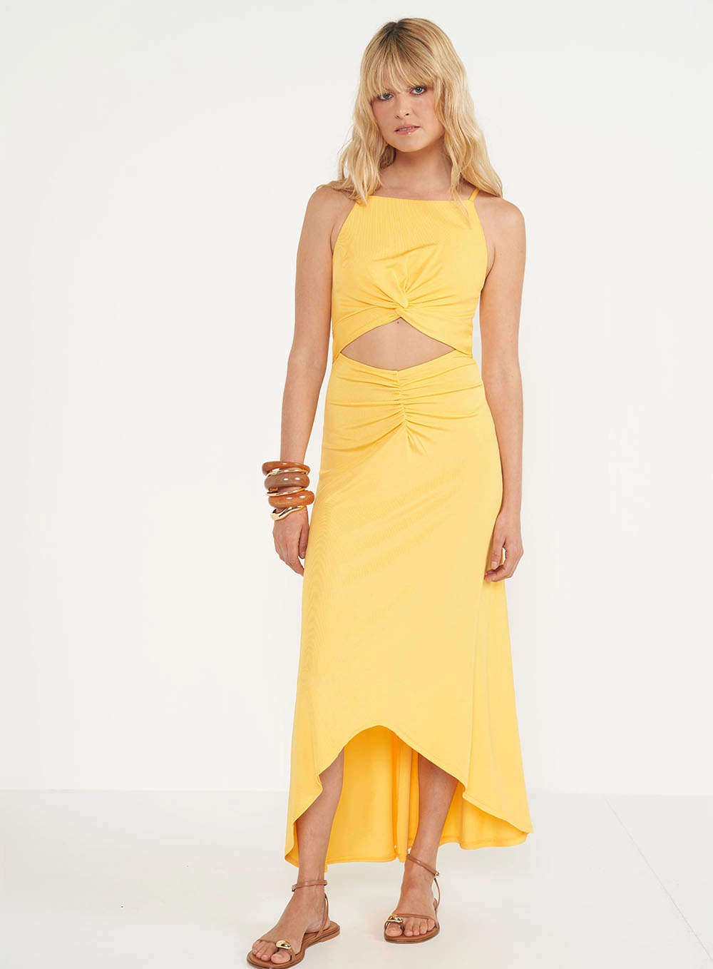Vestido Mullet Com Franzido E Abertura Frontal Amarelo