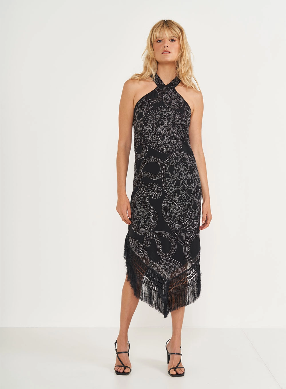 Vestido Midi Franjado Com Aplicação Preto