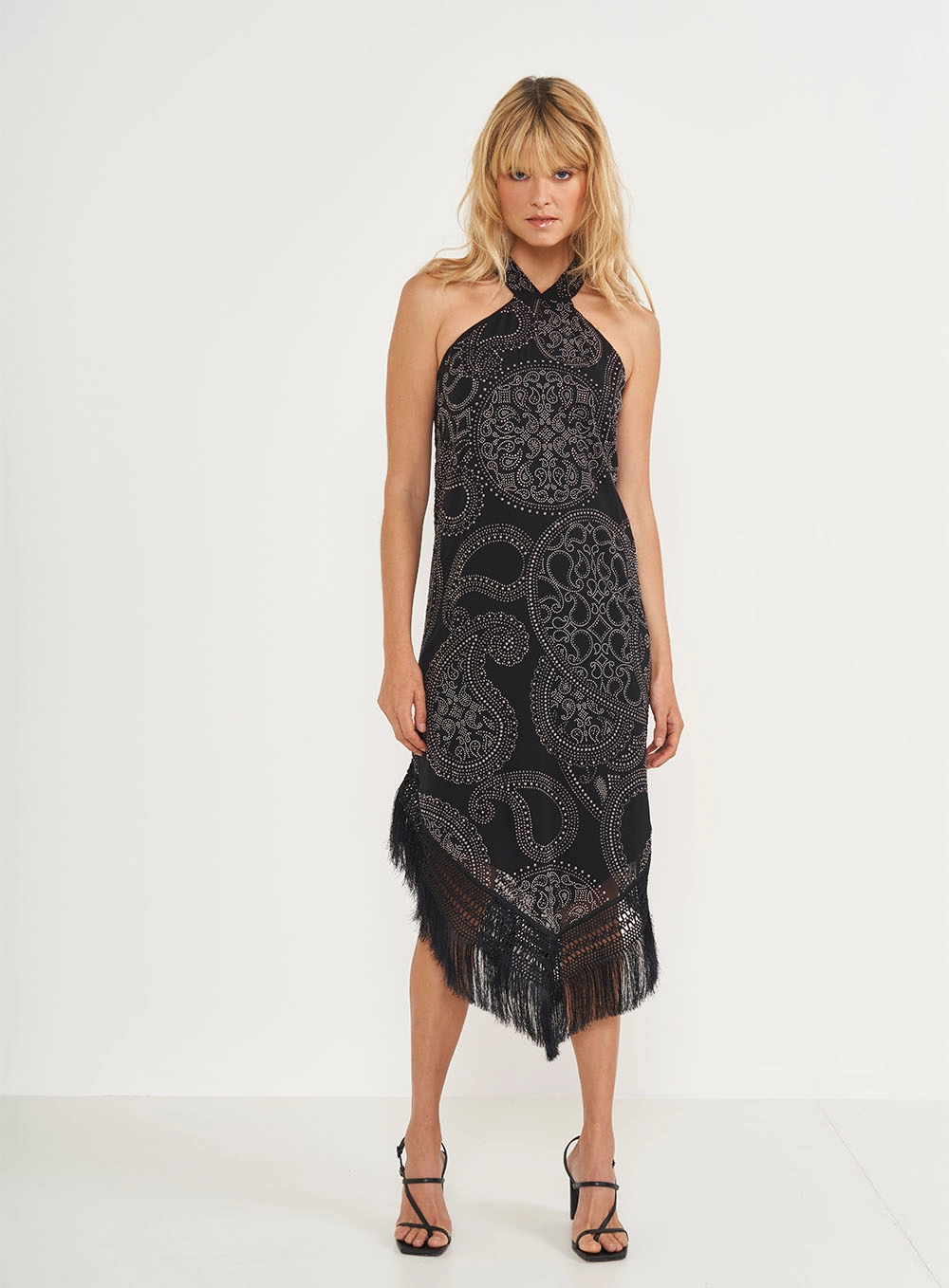Vestido Midi Franjado Com Aplicação Preto