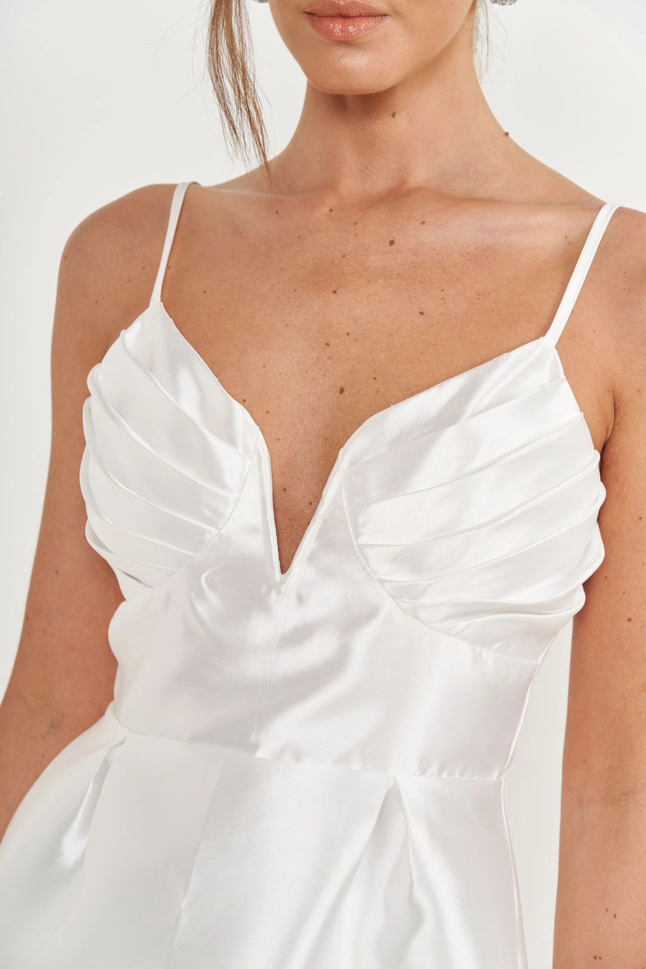 Vestido Feminino Decote V Off Shell