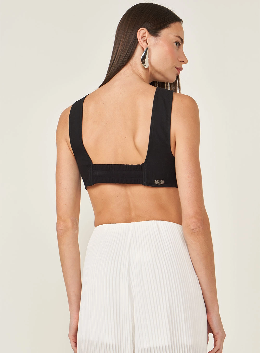 Top Justo Com Detalhe Vazado Preto