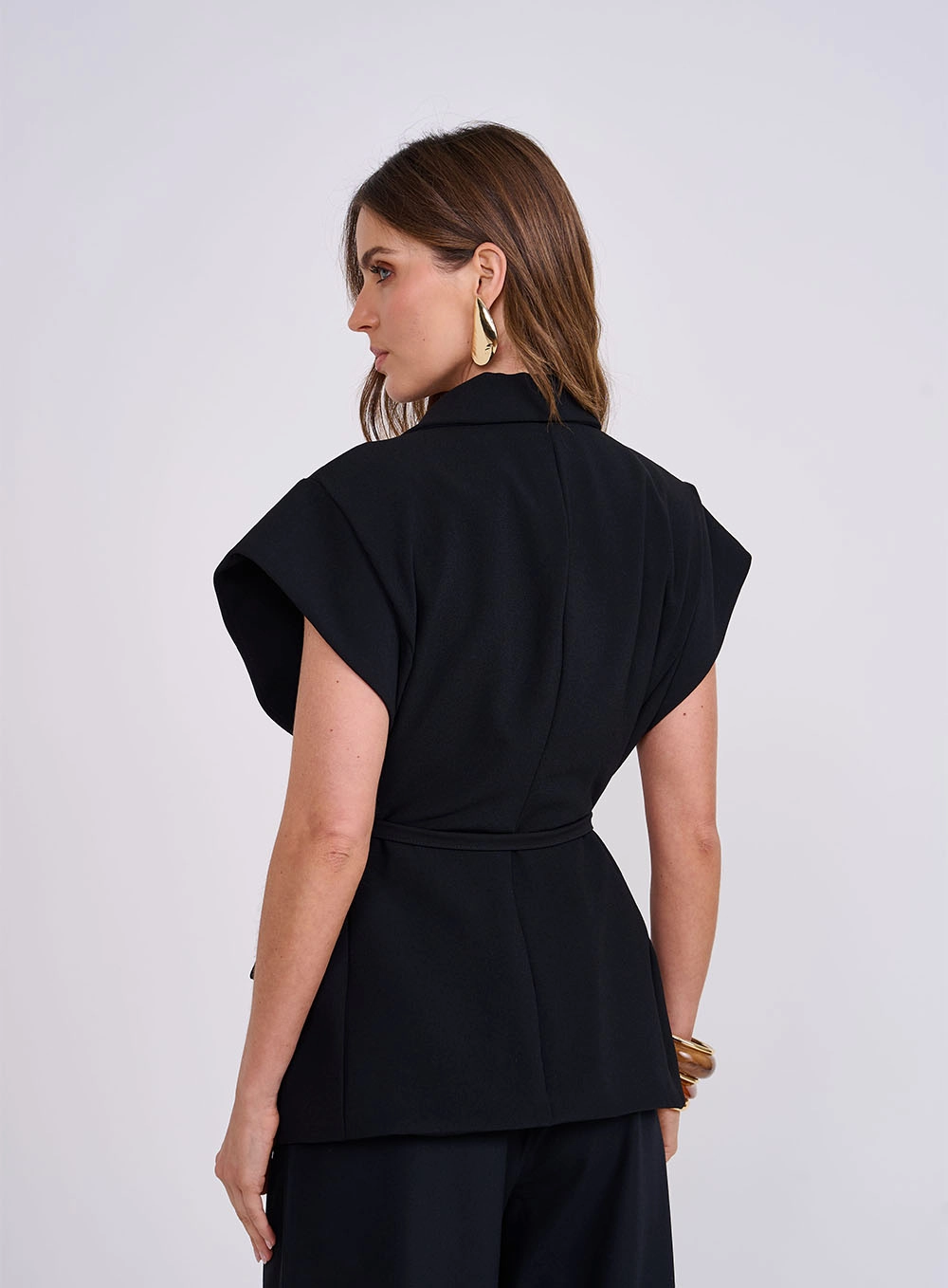 Blazer Comfort Com Cinto Mangas Curtas Preto