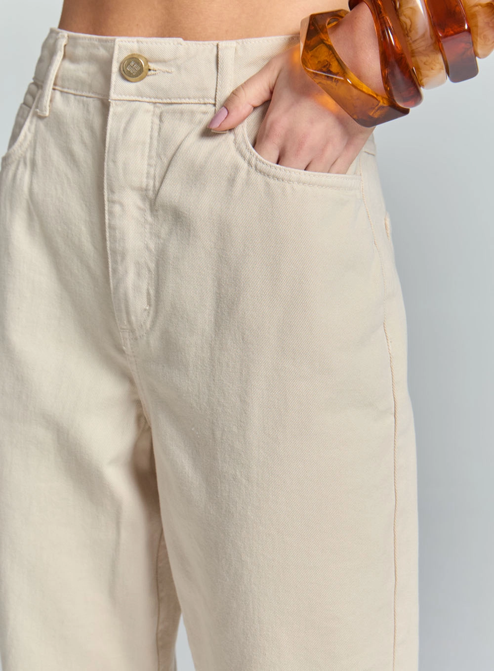 Calça Feminina Sarja Reta Bege 3