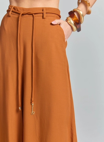 Calça Pantalona Com Cordão
