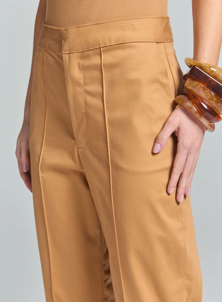 Calça Feminina Alfaiataria Slim Bege 3
