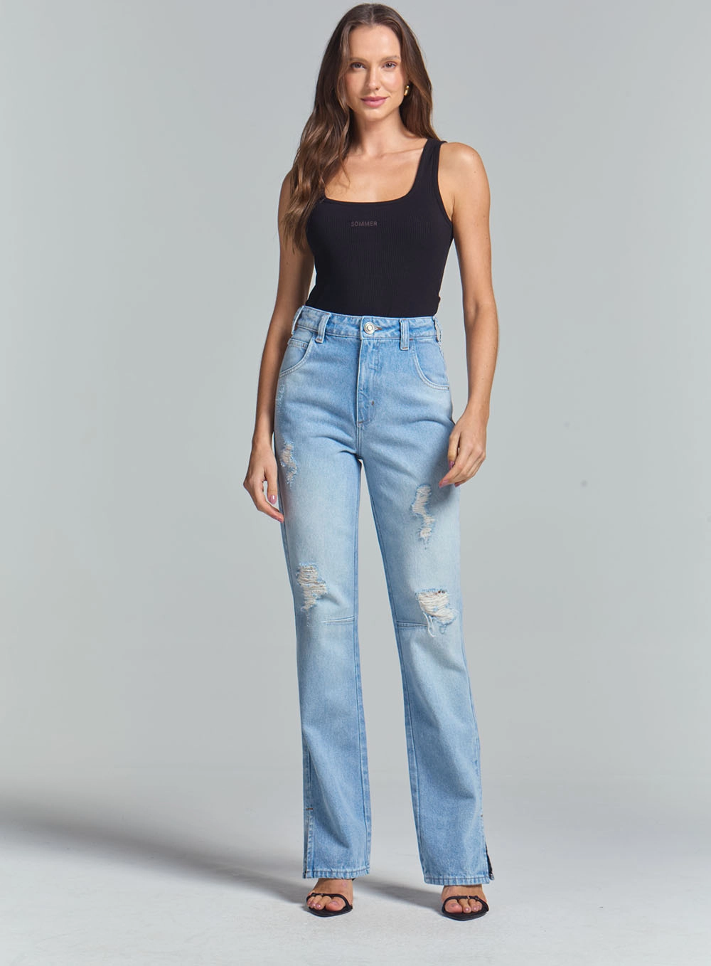 Calça Jeans Feminina Reta E Detalhe Na Barra Índigo 1