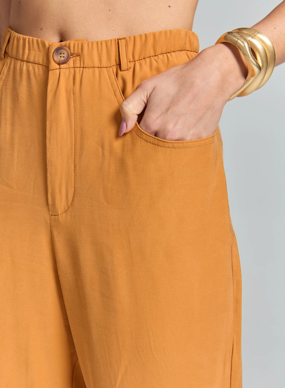 Calça Feminina Jogger De Alfaiataria Marrom 3