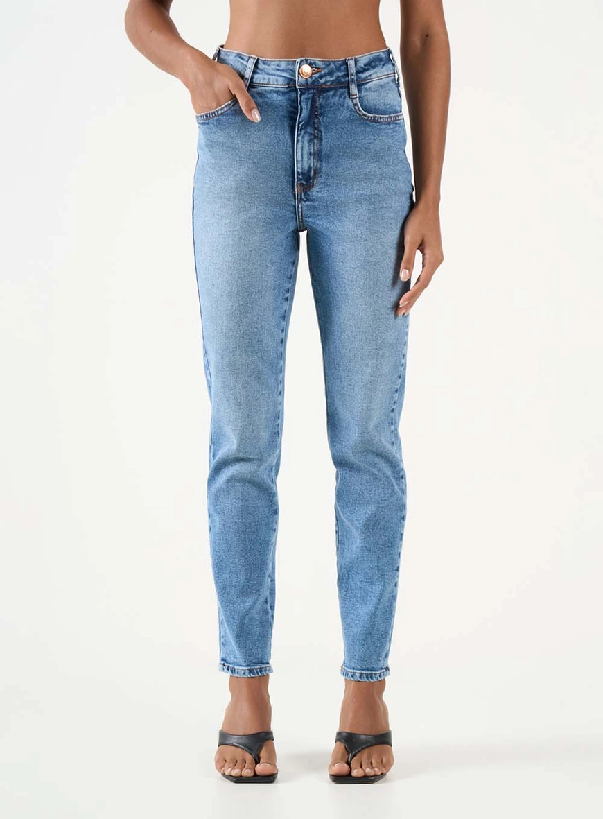 Calça Jeans Feminina Mom Stretch Com Bolsos Índigo 2