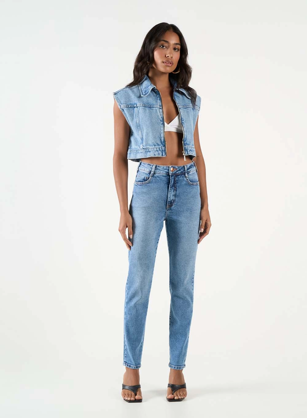Calça Jeans Feminina Mom Stretch Com Bolsos Índigo 1