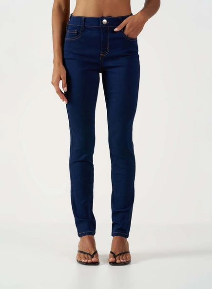 Calça Jeans Skinny Média Lavagem Escura