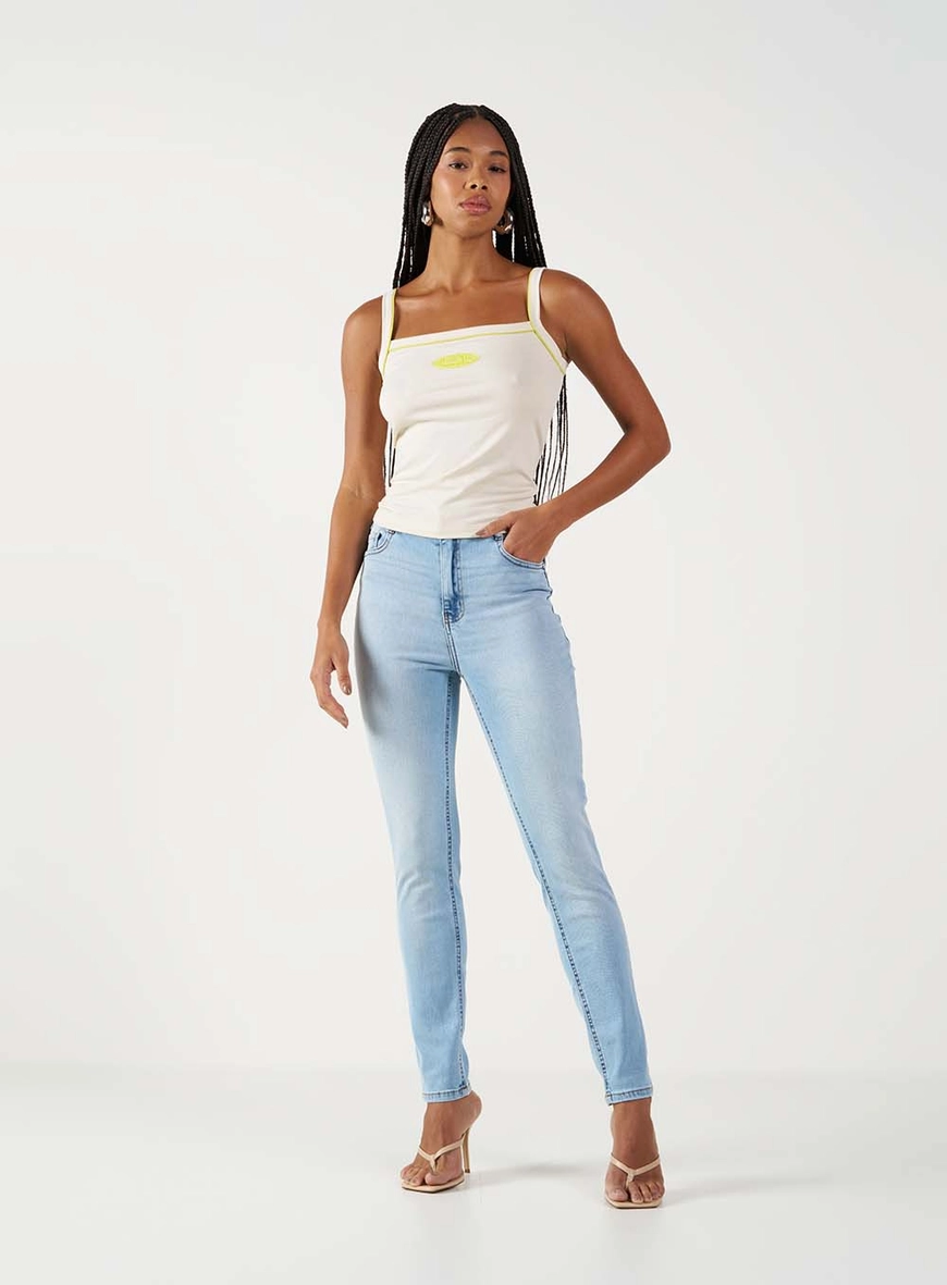 Calça Jeans Push Up Lavagem Clara Índigo 1