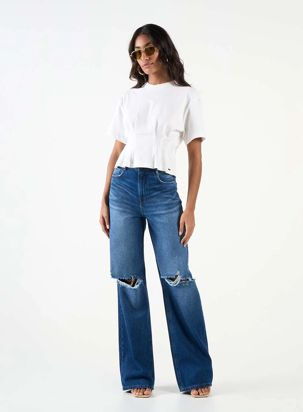Calça Jeans Feminina Wide Leg Com Rasgos Índigo 1