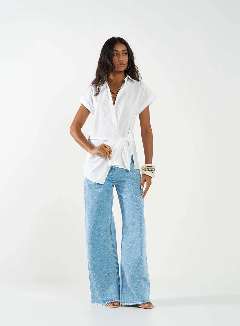 Calça Jeans Baggy Com Aplicação Índigo 1