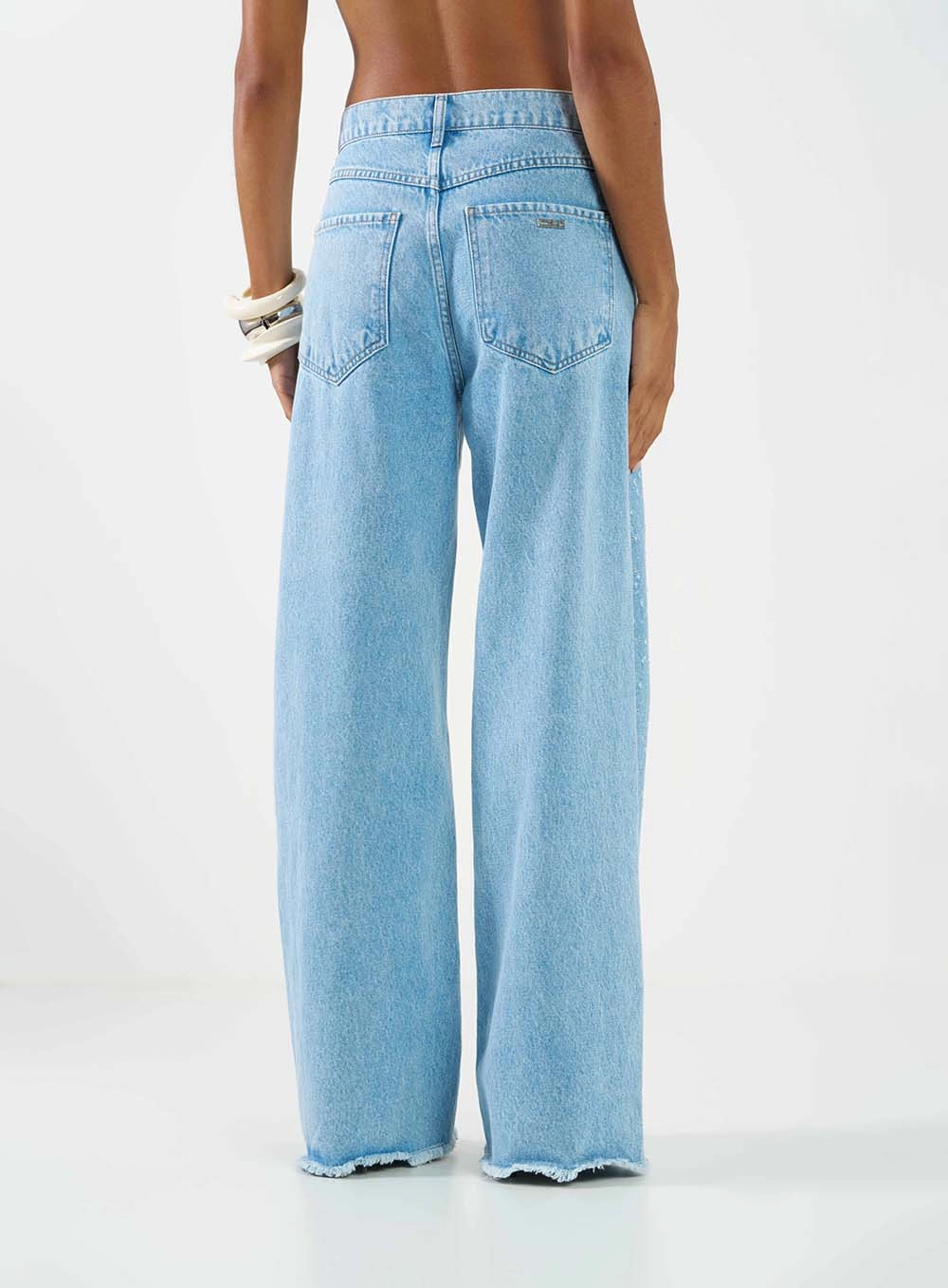 Calça Jeans Baggy Com Aplicação Índigo 3