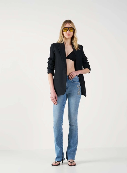 Calça Jeans Reta Stretch Com Aplicação