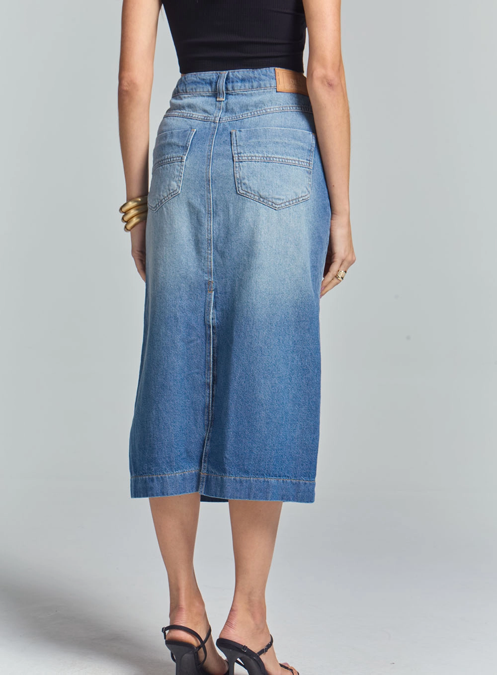 Saia Jeans Mid Com Detalhes No Bolso E Lateral Índigo 4