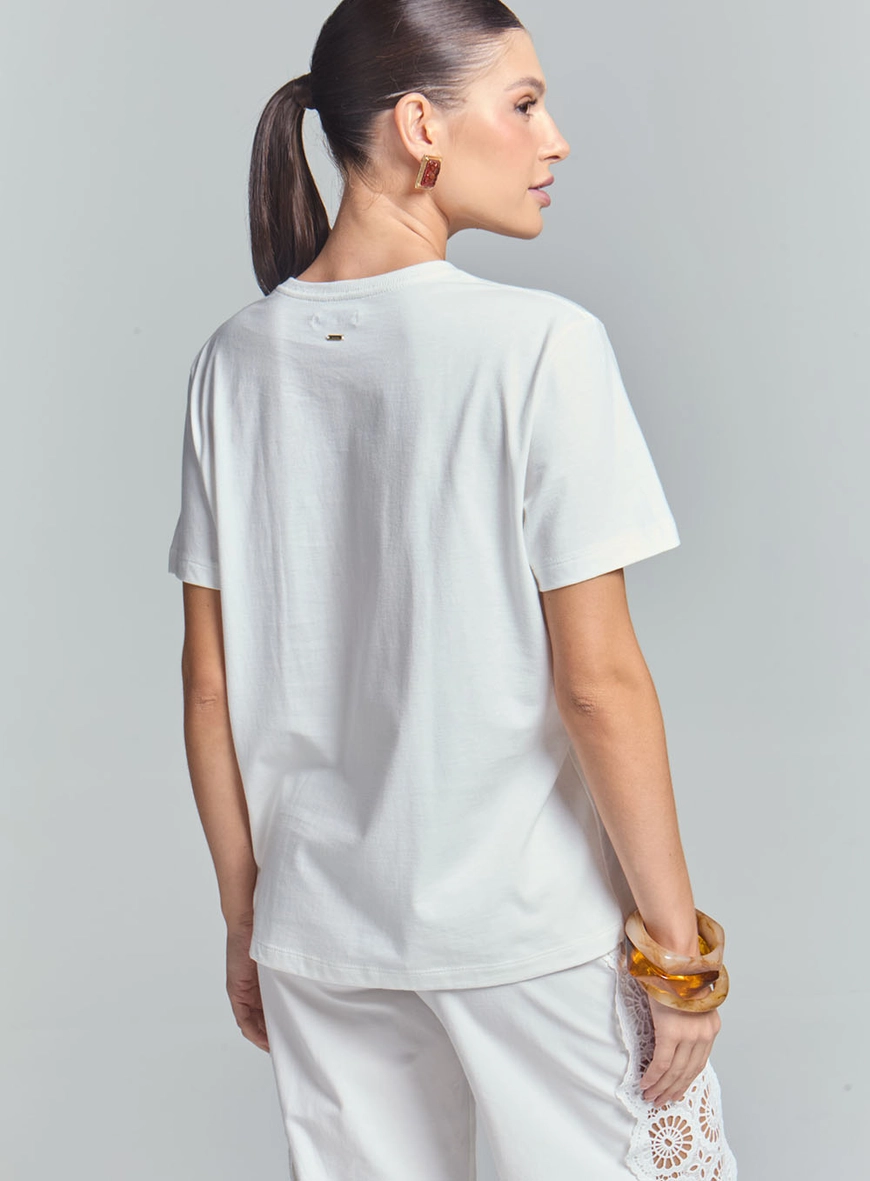 Camiseta Comfort Com Bolso Frontal Off Shell 5