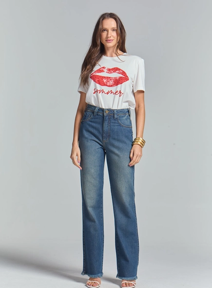 Camiseta Estampada Com Aplicação