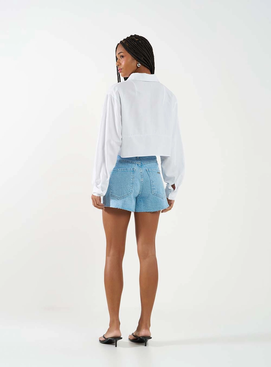 Short Jeans Feminino Regular Com Aplicação Índigo 4