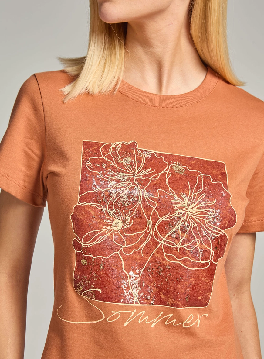 Camiseta Slim Básica Estampada Marrom 3