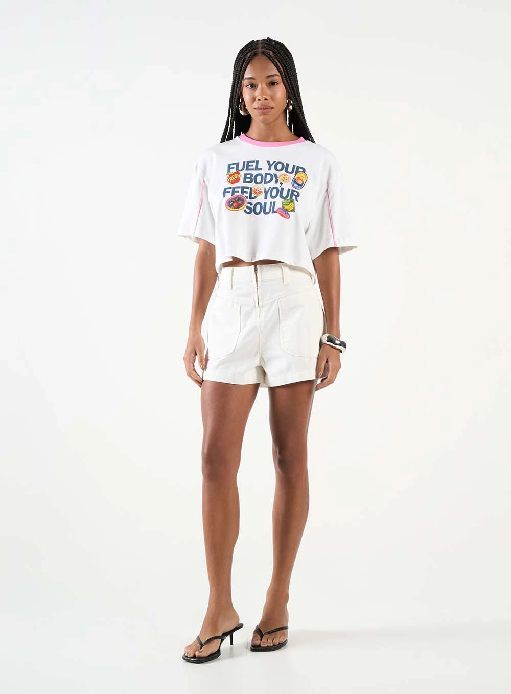 Short Sarja Trapeze Alta Com Bolso Sobreposto Off Shell 1
