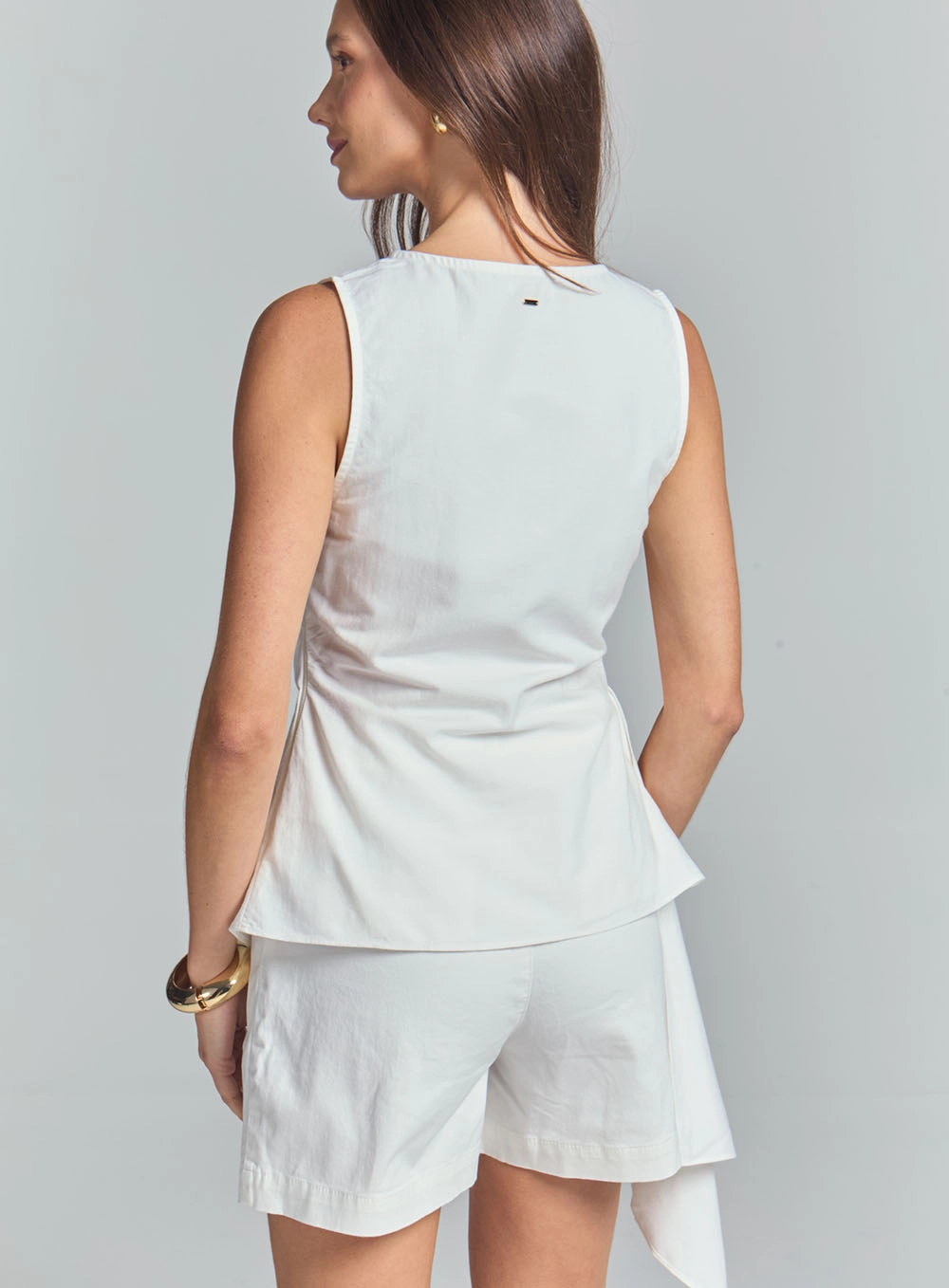 Blusa Alfaiataria Decote V E Com Pregas Off Shell 4