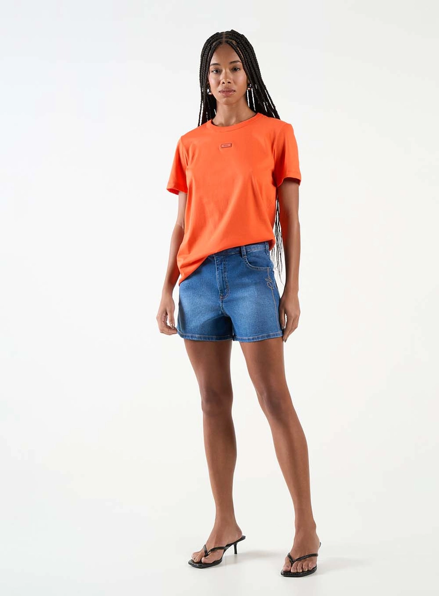 Short Jeans Slim Com Bordado Índigo 1