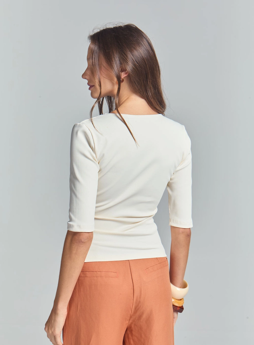 Blusa Small Com Transpasse Off Shell 4