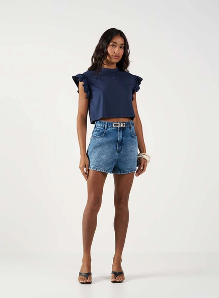 Short Jeans Trapeze Alta Com Logo No Cinto