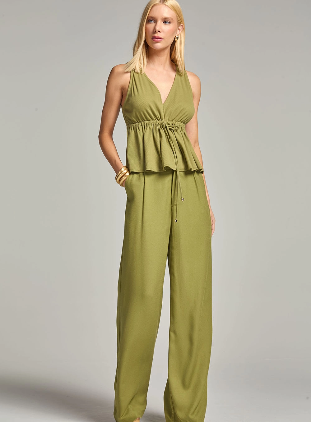 Blusa Comfort Canelada Com Franzido Verde 2