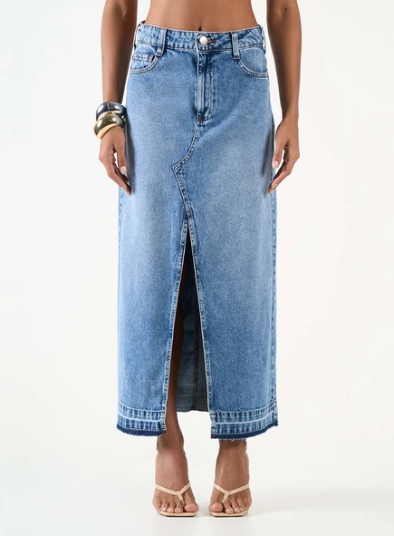 Saia Jeans Evasê Com Fenda