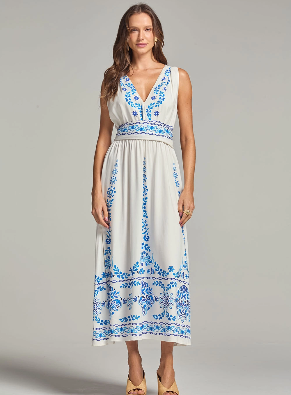 Vestido Midi Amplo Decote V E Faixa Sobreposição Estampados 2